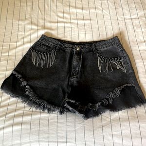 Black fringe shorts 1x